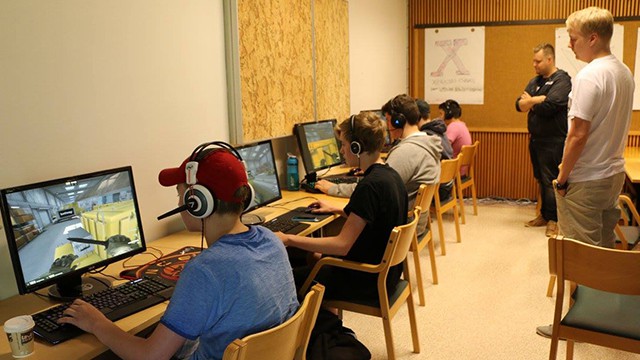 ENCE-leiri-nuorten-vierumäki-valmentajat