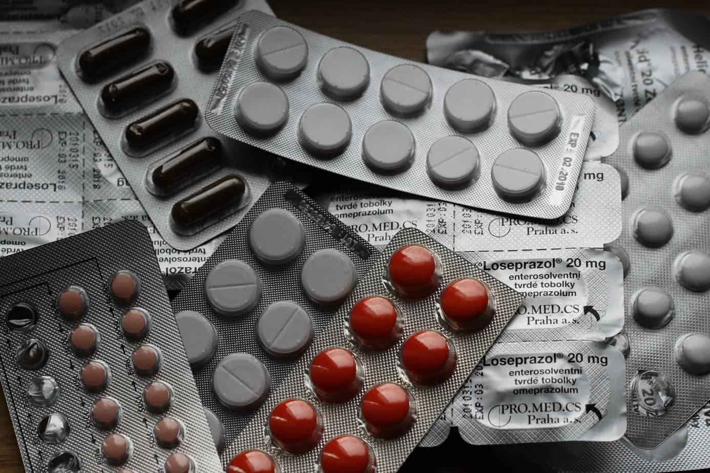 capsule-cure-drugs-208512